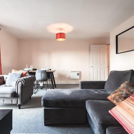 Best Price! 2 Bed City Centre - 4 Single Beds Or 2 Super King, Smart Tvs, Sofa Bed & Free Secure Parking Southampton Eksteriør billede