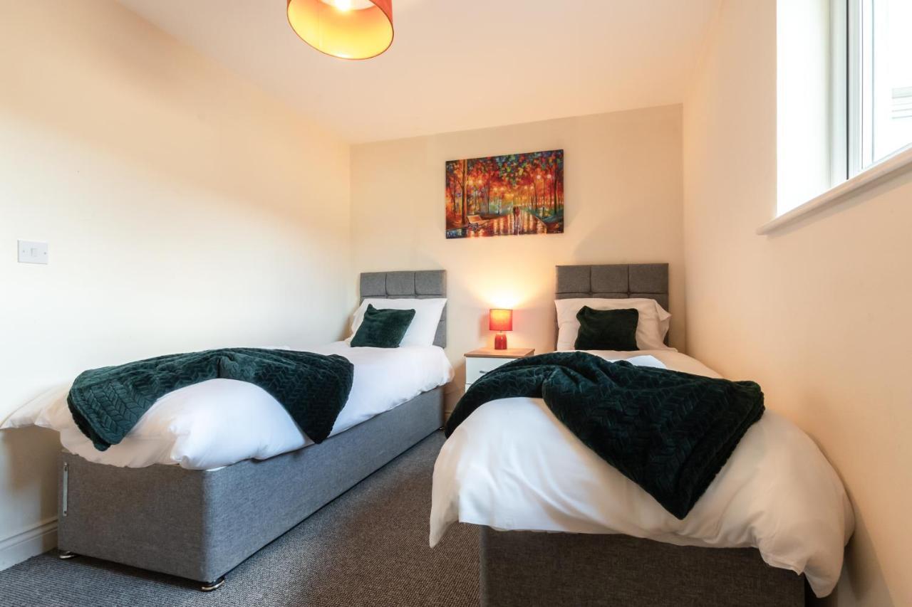 Best Price! 2 Bed City Centre - 4 Single Beds Or 2 Super King, Smart Tvs, Sofa Bed & Free Secure Parking Southampton Eksteriør billede
