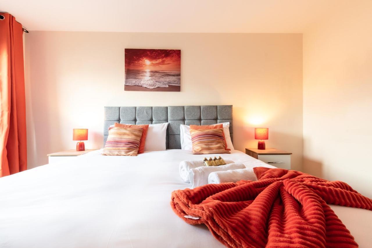 Best Price! 2 Bed City Centre - 4 Single Beds Or 2 Super King, Smart Tvs, Sofa Bed & Free Secure Parking Southampton Eksteriør billede