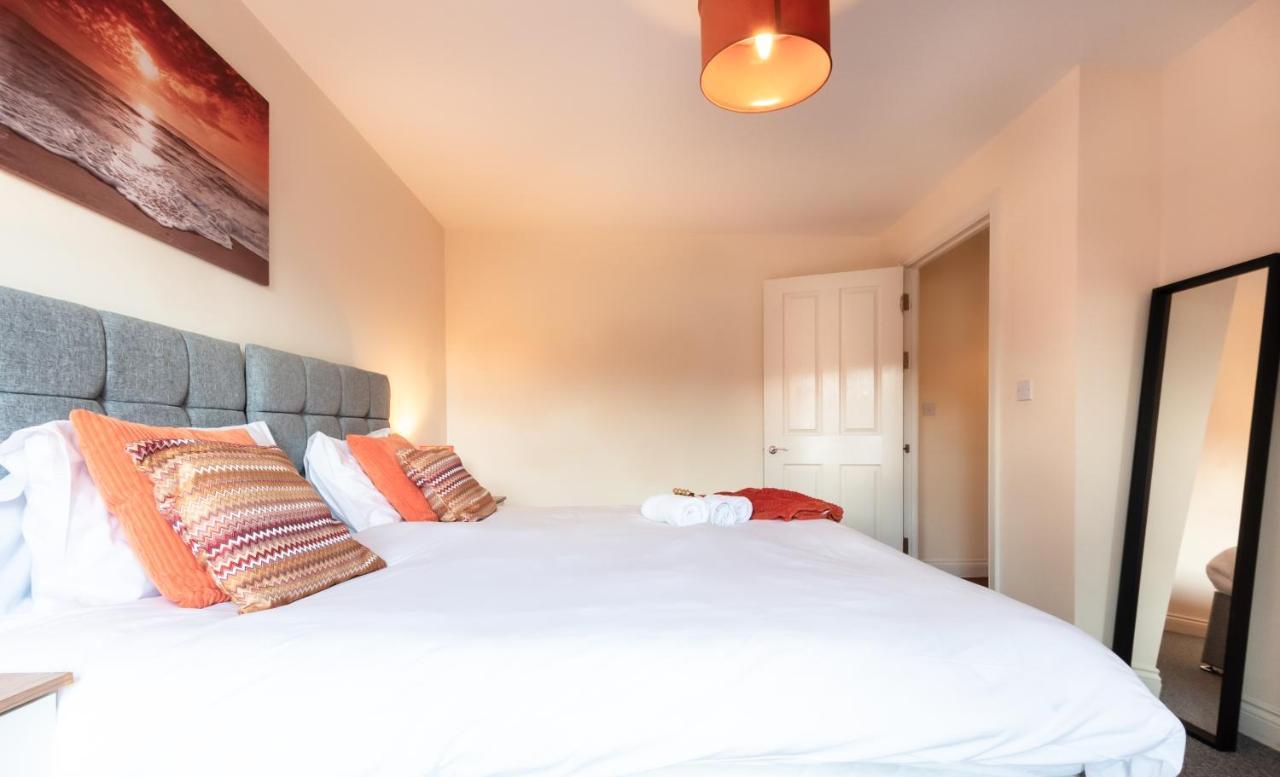 Best Price! 2 Bed City Centre - 4 Single Beds Or 2 Super King, Smart Tvs, Sofa Bed & Free Secure Parking Southampton Eksteriør billede