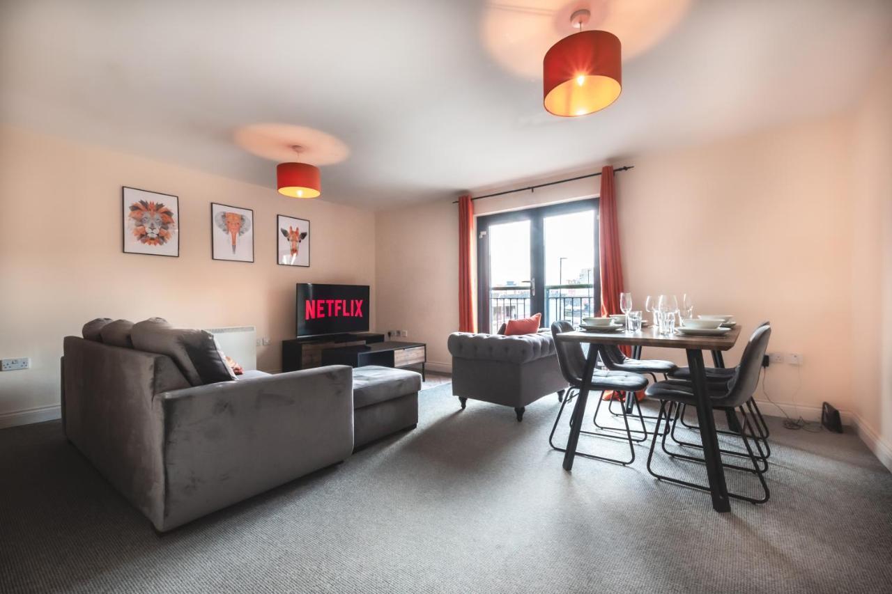 Best Price! 2 Bed City Centre - 4 Single Beds Or 2 Super King, Smart Tvs, Sofa Bed & Free Secure Parking Southampton Eksteriør billede