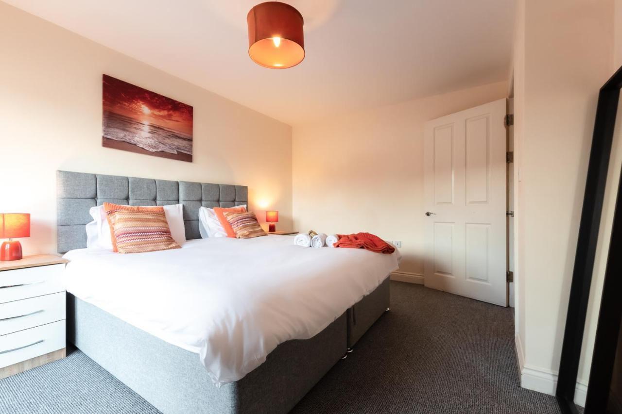 Best Price! 2 Bed City Centre - 4 Single Beds Or 2 Super King, Smart Tvs, Sofa Bed & Free Secure Parking Southampton Eksteriør billede